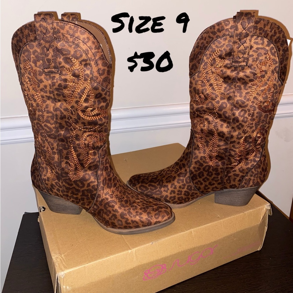 Sugar Leopard Print Western Boots